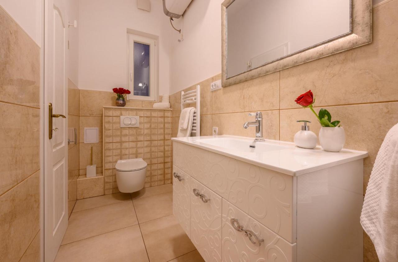 Summer Breeze Luxury Rooms Split Exterior photo