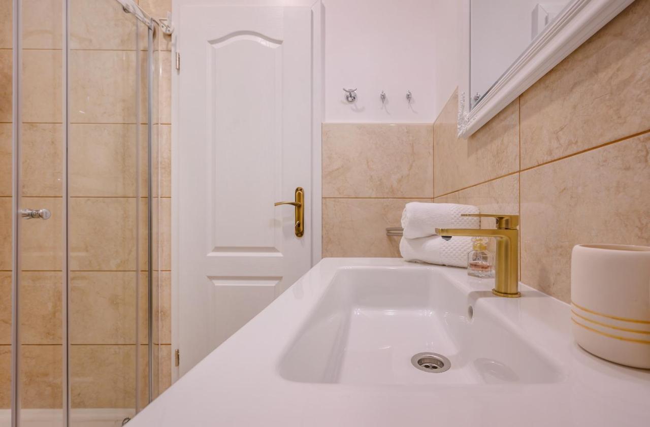 Summer Breeze Luxury Rooms Split Exterior photo