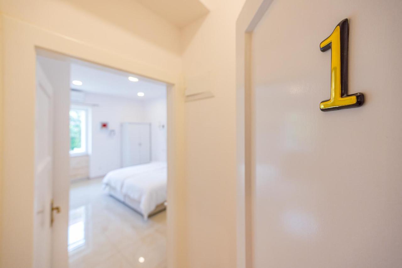 Summer Breeze Luxury Rooms Split Exterior photo