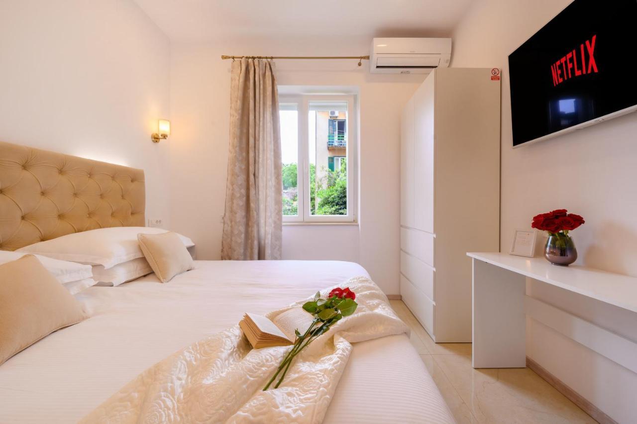 Summer Breeze Luxury Rooms Split Exterior photo